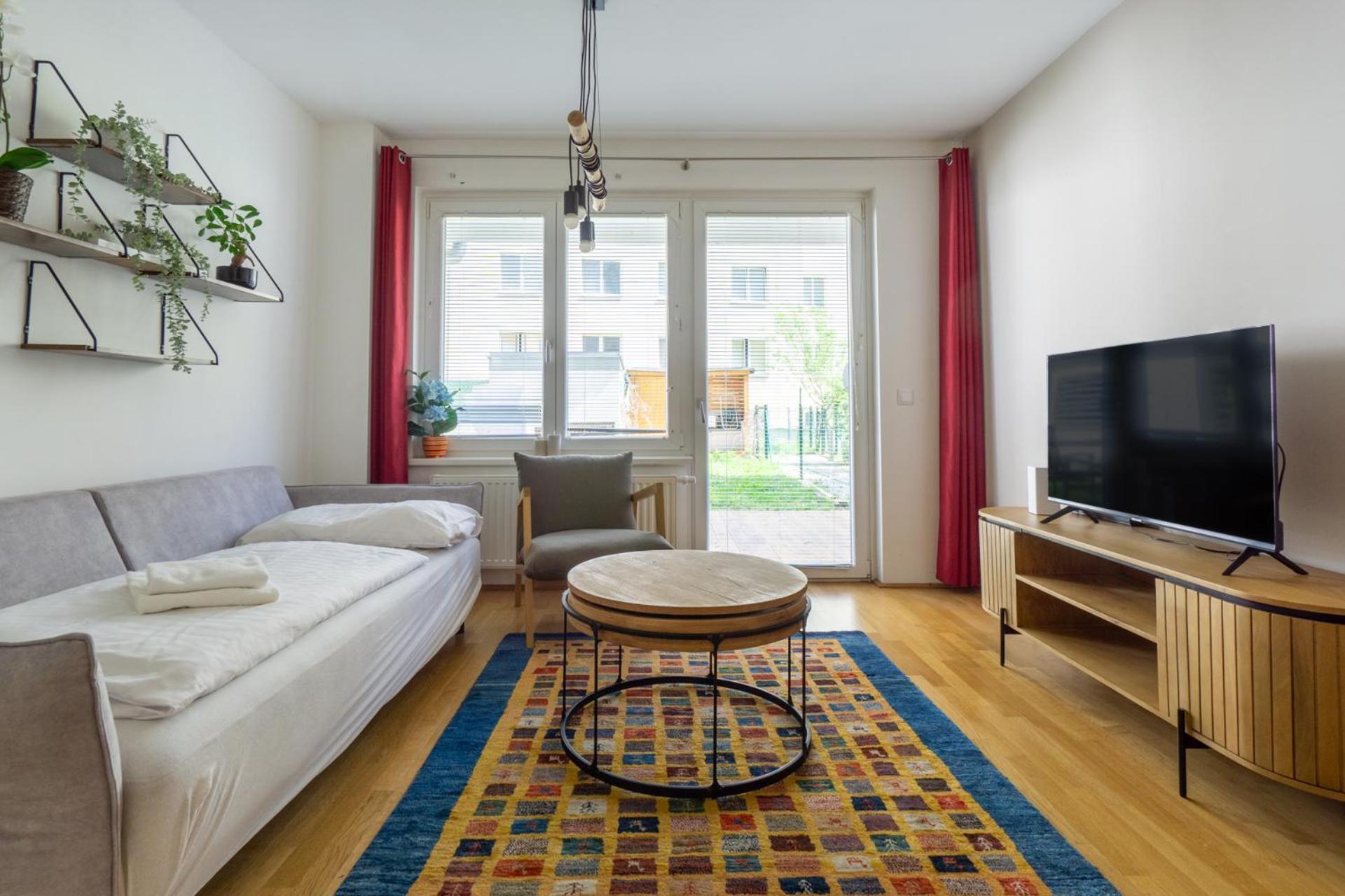 Apartment With Garden Close To Stadthalle, Westbahnhof Vienna Exterior photo